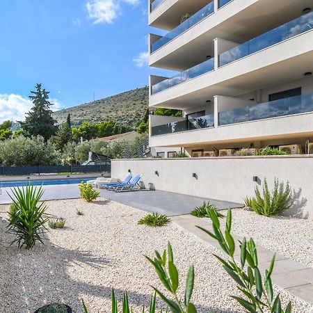 Apartment Pool Seget Trogir Exterior foto